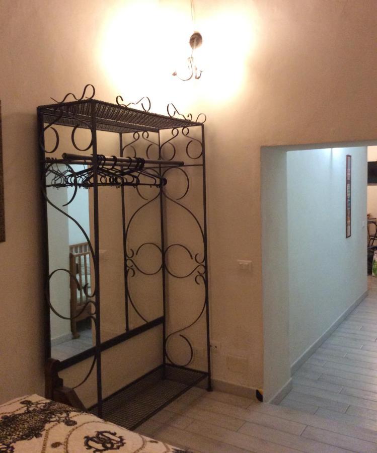 Casa Il Girasole Apartment Livorno Ngoại thất bức ảnh