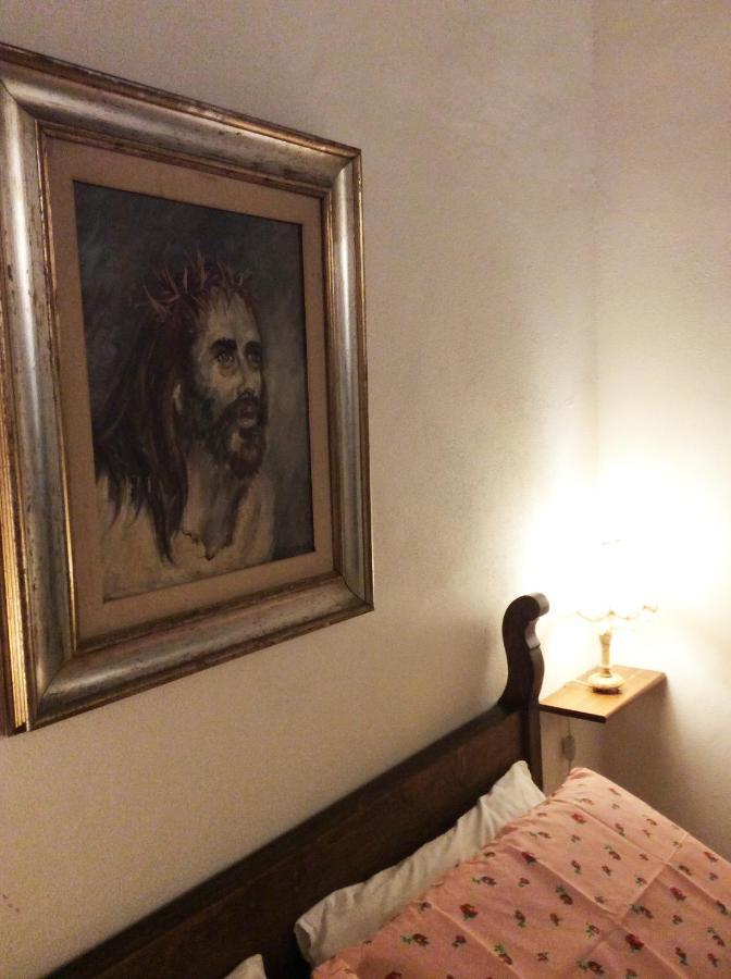 Casa Il Girasole Apartment Livorno Ngoại thất bức ảnh