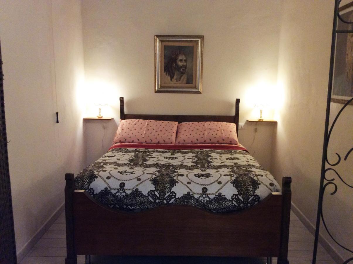 Casa Il Girasole Apartment Livorno Ngoại thất bức ảnh